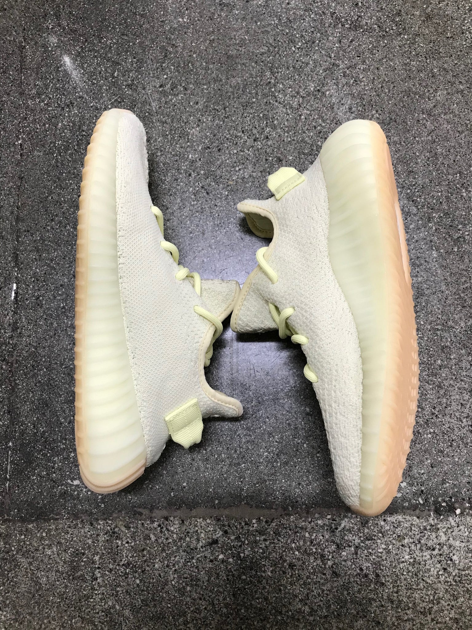 YEEZY BOOST 350 V2 BUTTER - SIZE 5 (WORN)