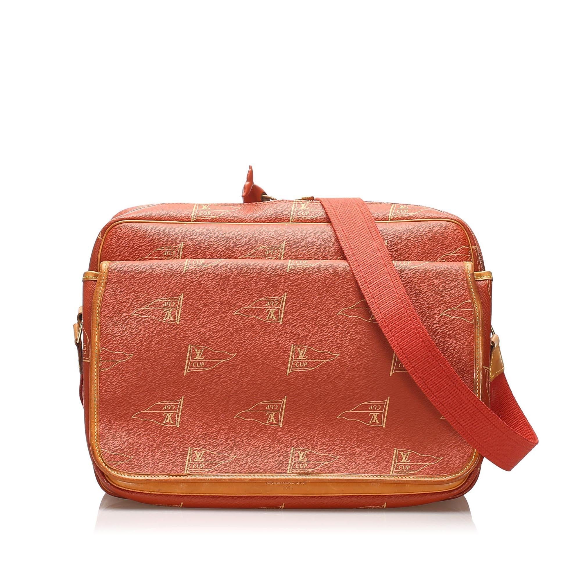 Louis Vuitton Americas Cup Calvi Messenger Bag (SHG-11261)