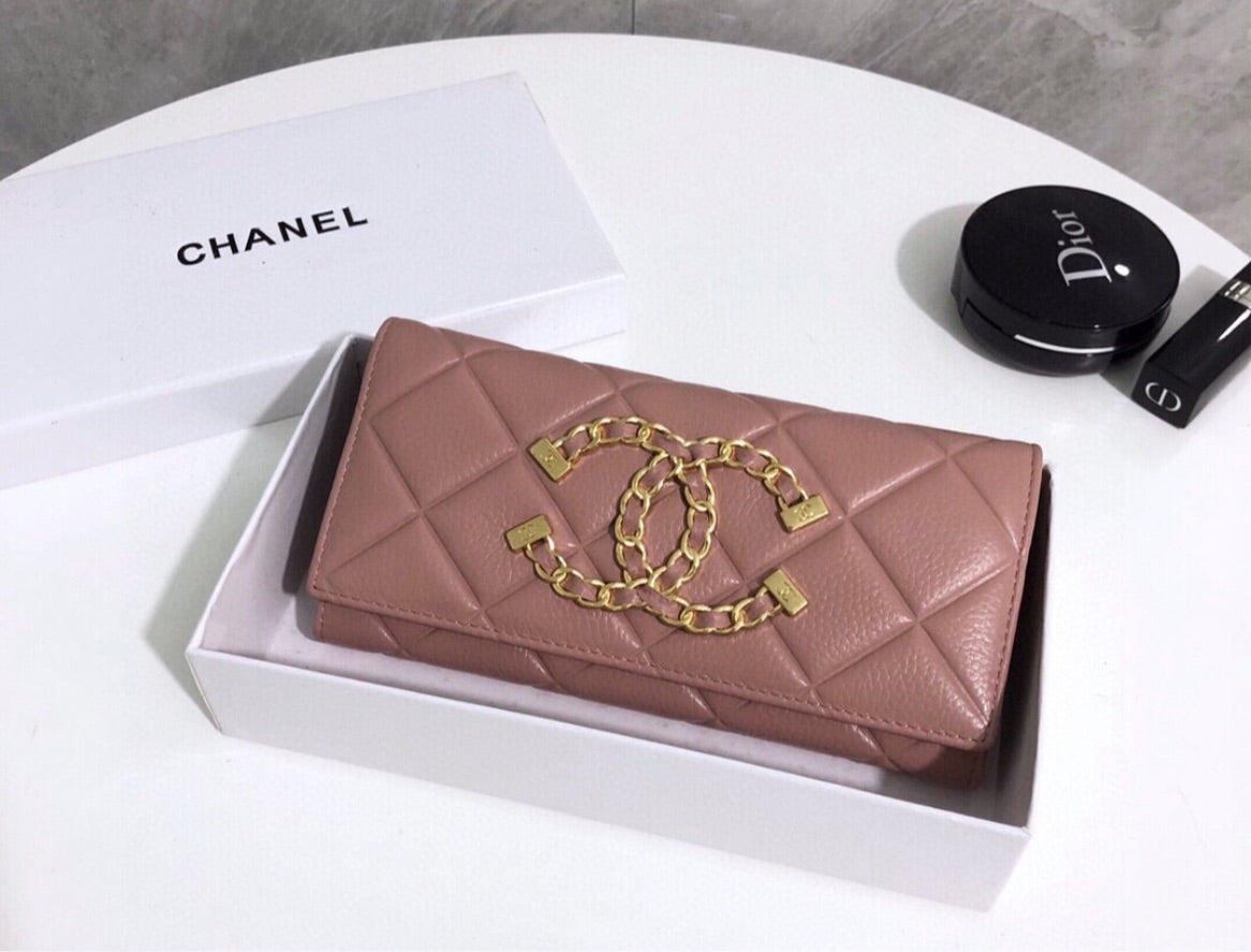 New Chanel woman wallet